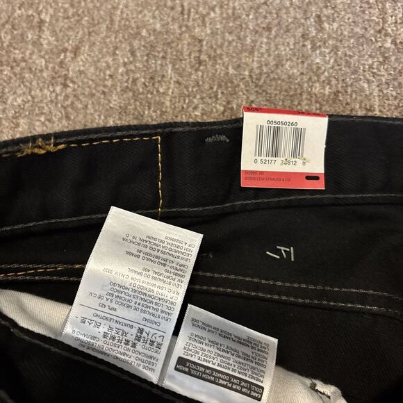 LEVI 505 REGULAR STRAIGHT  MENS JEANS 38*x30* Black  NWT - see measurements - Picture 9 of 11